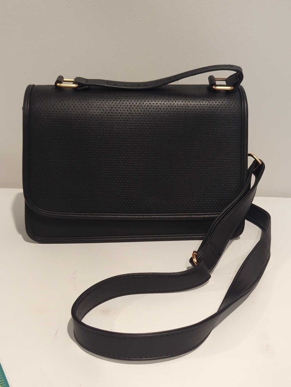 Thirty-one Black Structured Leather Shoulder Bag with Gold Hardware